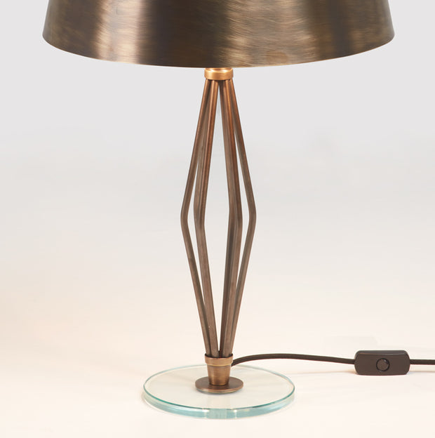 LIRA TABLE LAMP