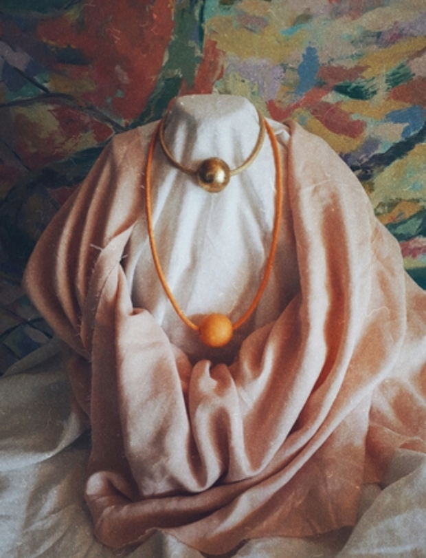 Showlove 'for all' necklace / orange